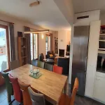 Pet-friendly In Chalet