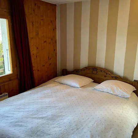 Pet-friendly In Chalet
