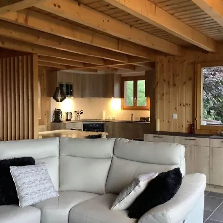 木屋 Pet-friendly In *