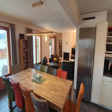 Pet-friendly In Chalet