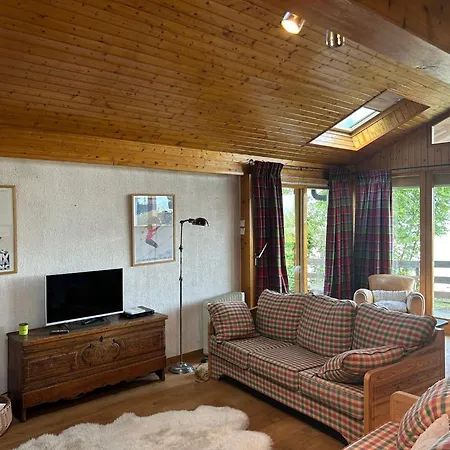 With Mesmerizing Mountain View Chalet *