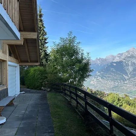 Chalet With Mesmerizing Mountain View Veysonnaz